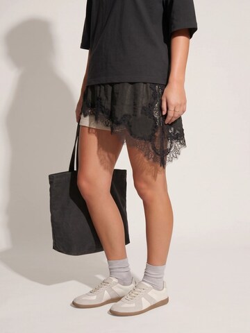 No Matter What Shirt in Zwart