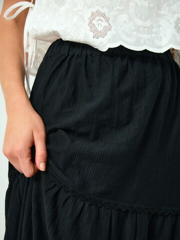 Next Rock in Schwarz