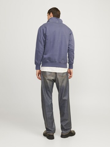 JACK & JONES Sweatshirt in Blau