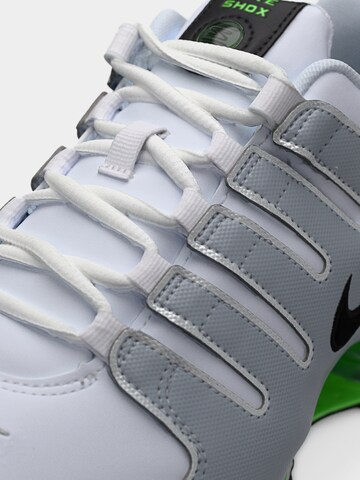 Nike Sportswear Platform trainers 'Shox NZ' in White