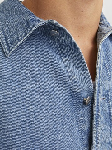 JACK & JONES Comfort fit Koszula 'JORSantorini' w kolorze niebieski