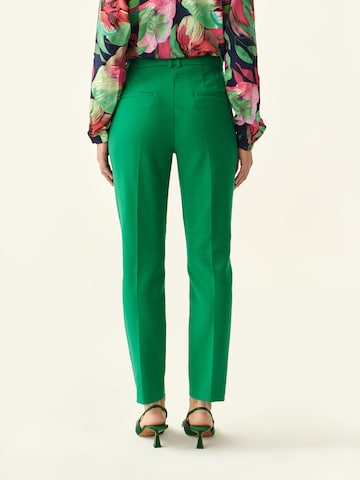 TATUUM - regular Pantalón de pinzas 'Jani' en verde