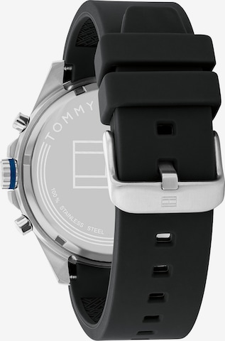 TOMMY HILFIGER Uhr in Schwarz