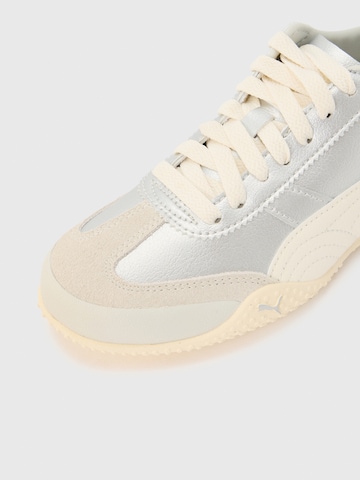 sidabrinė PUMA Sportbačiai be auliuko 'Bella UT LEA'