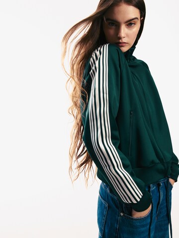 Giacca di felpa di Pull&Bear in verde