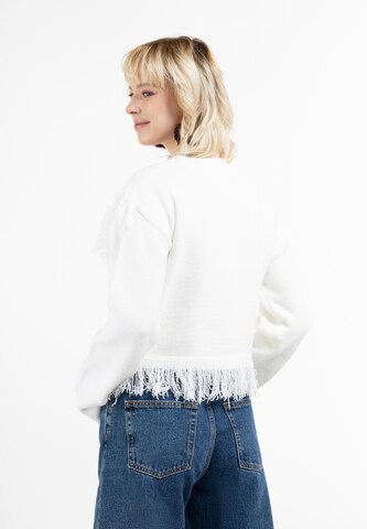 IZIA Sweater in White