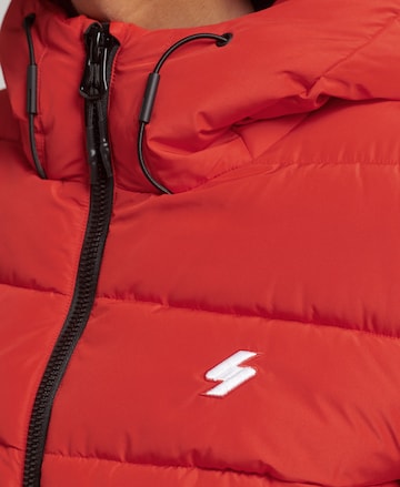 Veste d’hiver Superdry en rouge