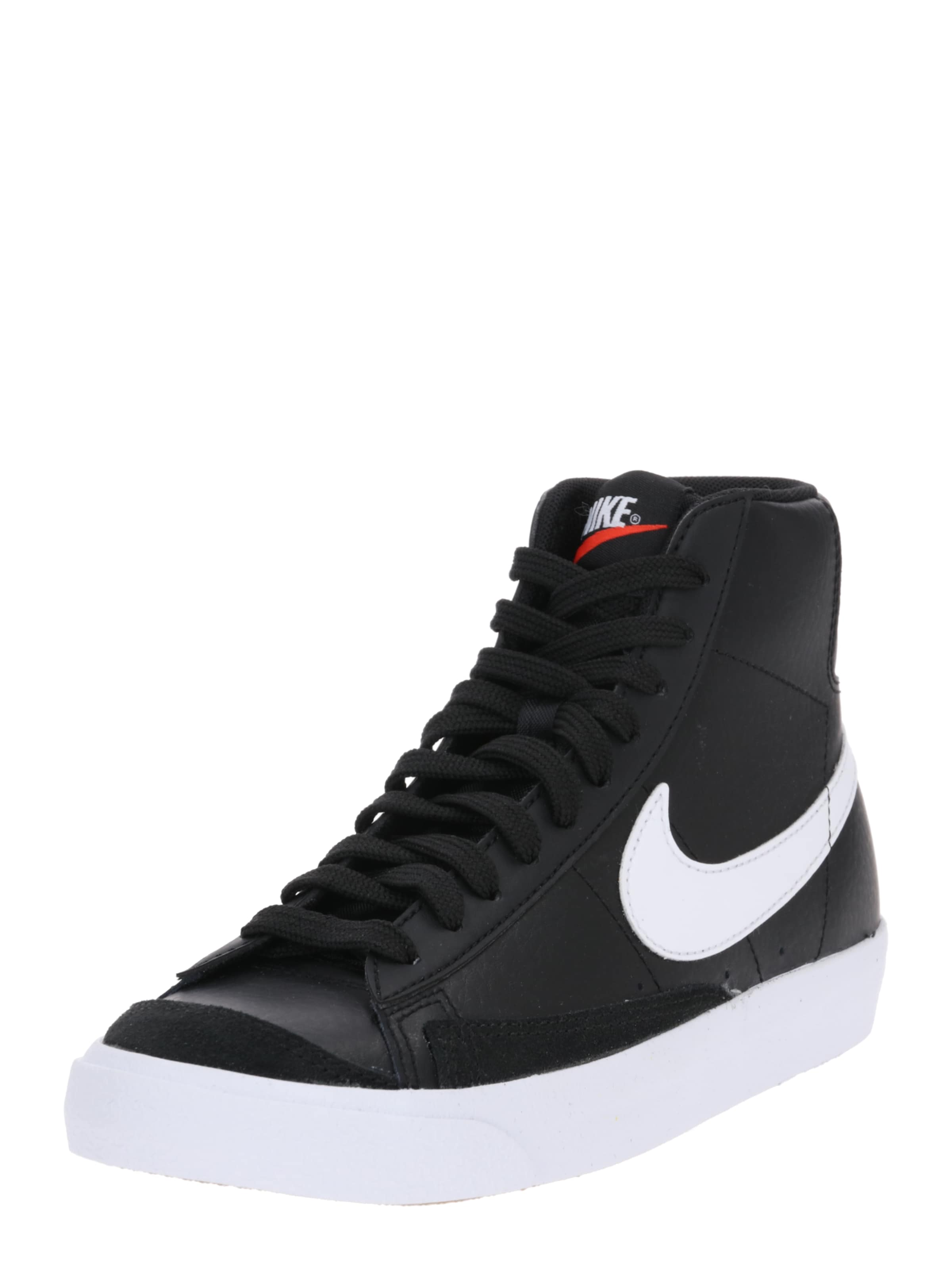 Nike Sportswear Sneakers in Zwart: voorkant