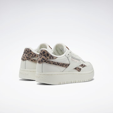 Baskets basses Reebok en blanc