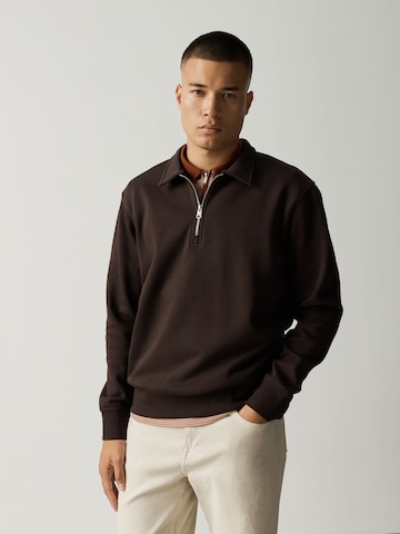 Next - Sudadera en marrón: frente
