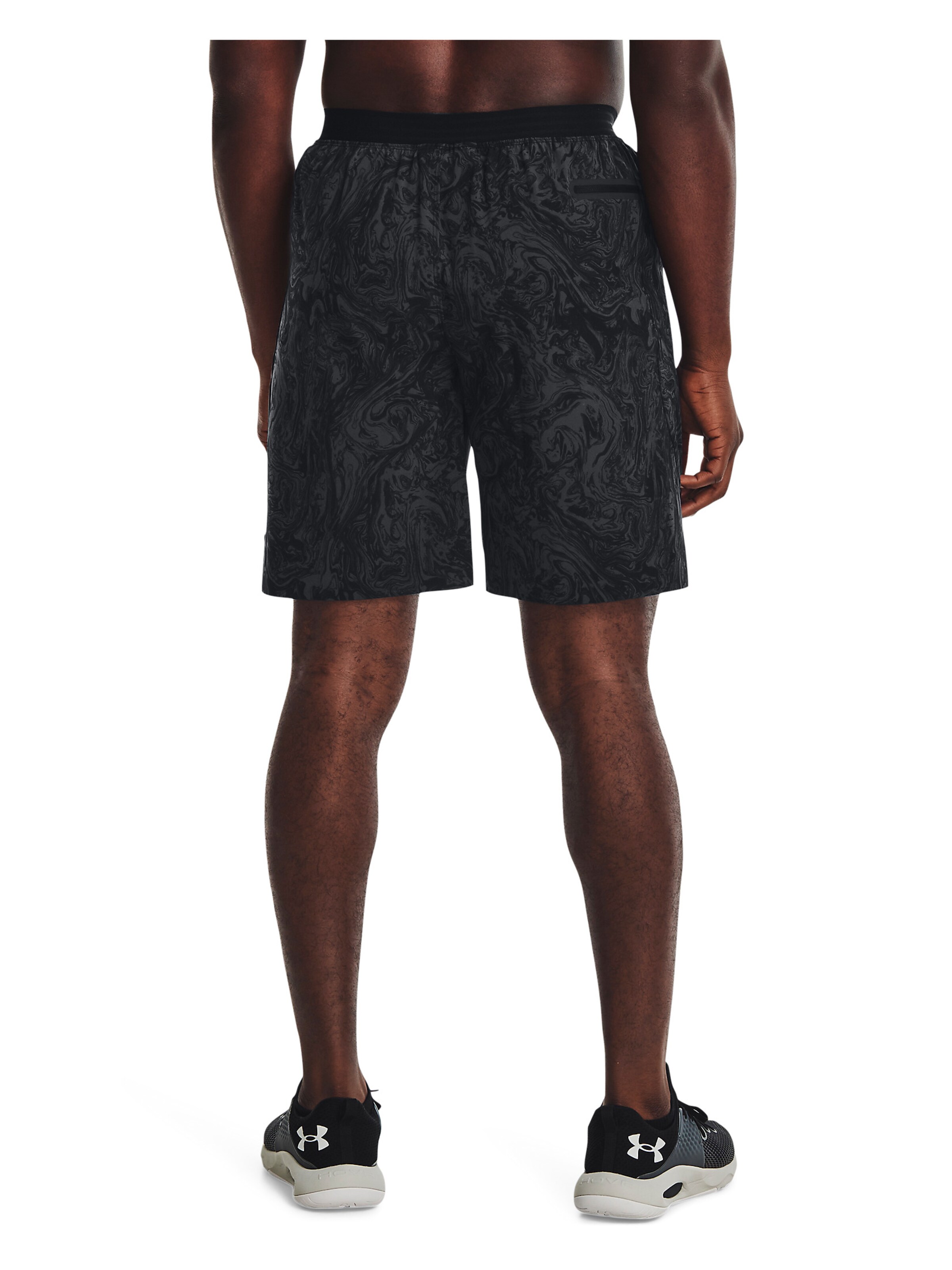 UNDER ARMOUR Regular Sportshorts 'Reign' in Schwarz