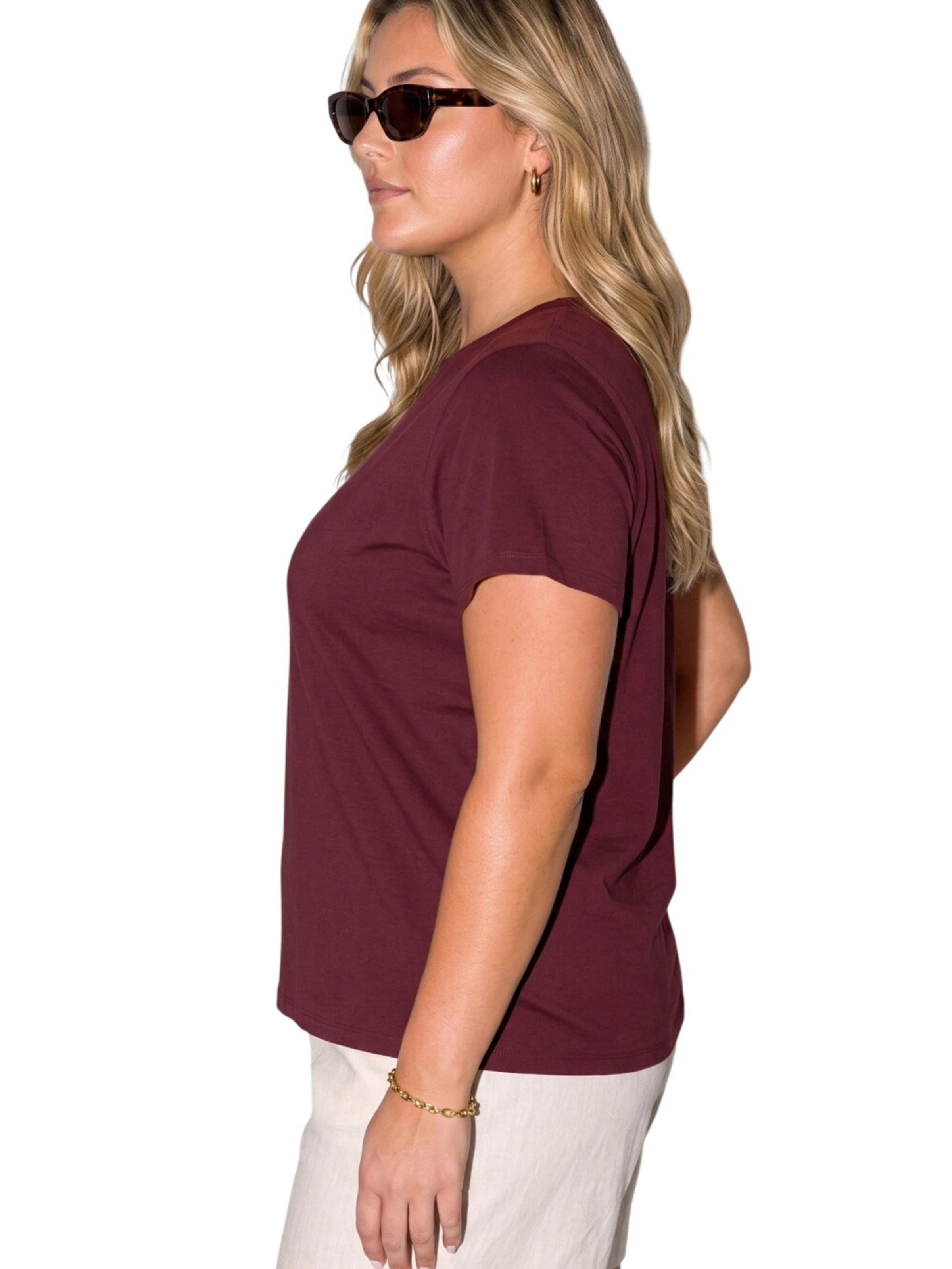 Shape Of You Shirt in Red