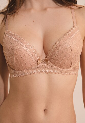 ETAM Push-up BH  'Panama' in Beige