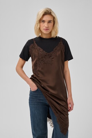 My Essential Wardrobe Jurk 'Brenda' in Bruin: voorkant
