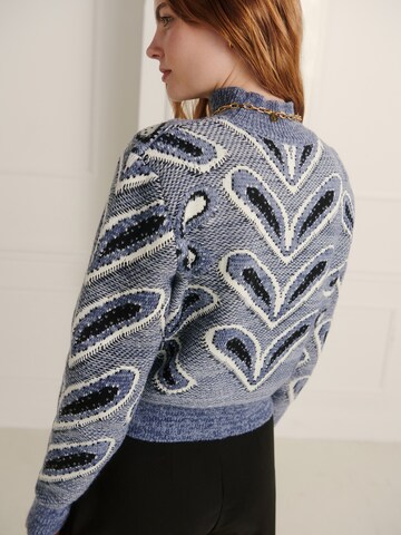 Guido Maria Kretschmer Women Sweater 'Thamina' in Blue