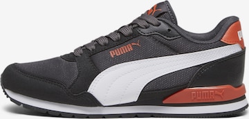 PUMA Sneakers in Grijs: voorkant