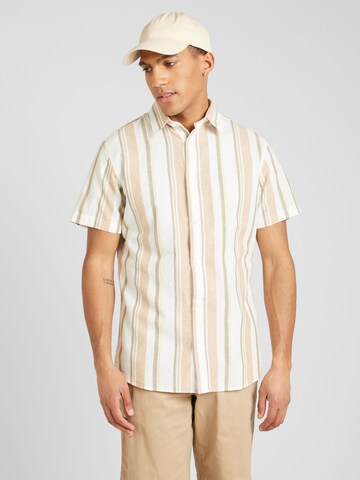 SELECTED HOMME - Slim Fit Camisa em castanho: frente