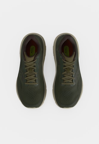 Chaussure de course 'GUIDE 19' saucony en vert