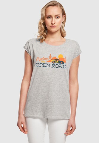 ABSOLUTE CULT T-Shirt 'Cars - Explore The Open Road' in Grau: predná strana
