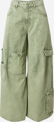 TOPSHOP Wide leg Cargojeans i grön: framsida