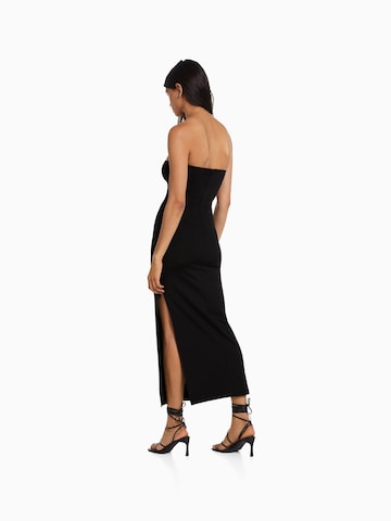 Bershka Kleid in Schwarz