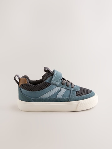 Baskets Next en bleu