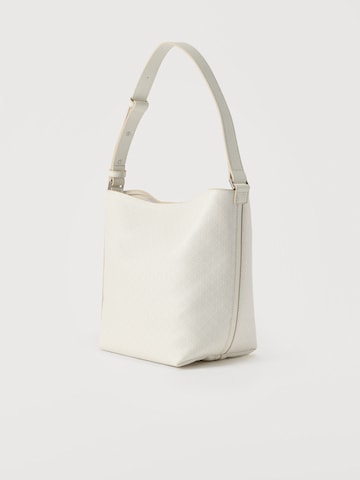 Calvin Klein Schultertasche in Braun