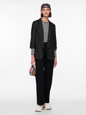 Blazer 'Bosella' di PIECES in nero