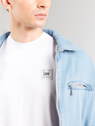 Lee Särk, värv valge