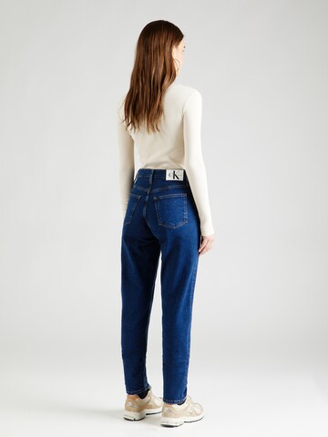 Calvin Klein Jeans - Tapered Calças de ganga 'MOM Jeans' em azul