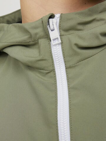 Jack & Jones Junior Between-Season Jacket in Green