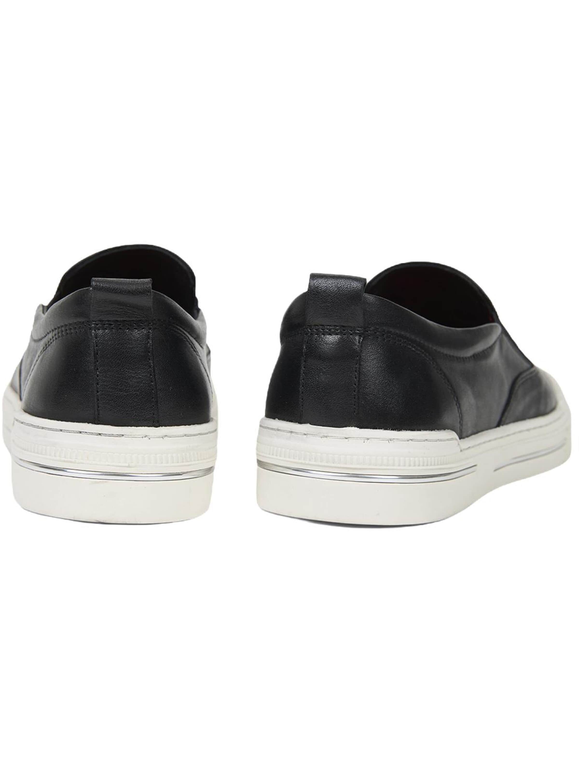 Desa Slip-on 'Trainer' in Black