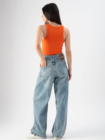 MND Topp 'Orange' i orange