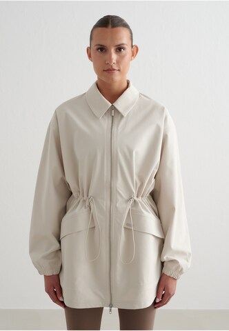 Veste de sport 'Clay' Aim'n en beige : devant