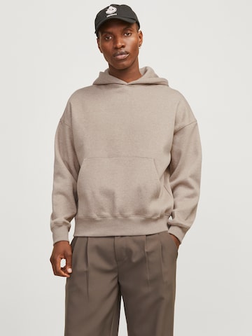 JACK & JONES Sweatshirt 'JORRidgewood' in Bruin: voorkant