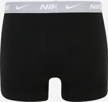 NIKESportske gaće - crna boja