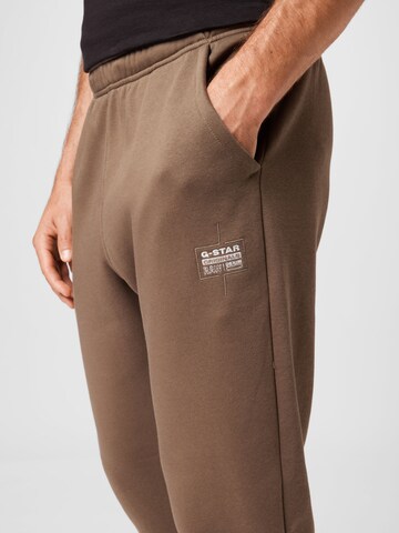 G-Star RAW Tapered Pants in Brown