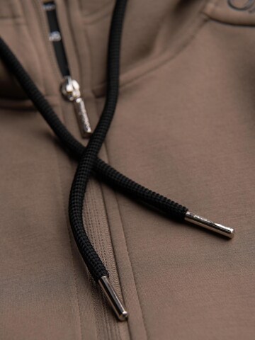 Ombre Sweatvest in Bruin