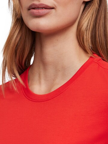 FALKE Shirt 'Essential'‌‌‌ in Rot