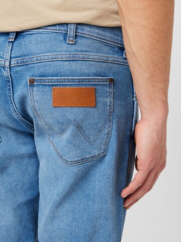 Regular Jean 'GREENSBORO' WRANGLER en bleu