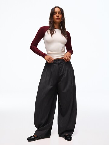 Barrel Pantaloni di Bershka in nero