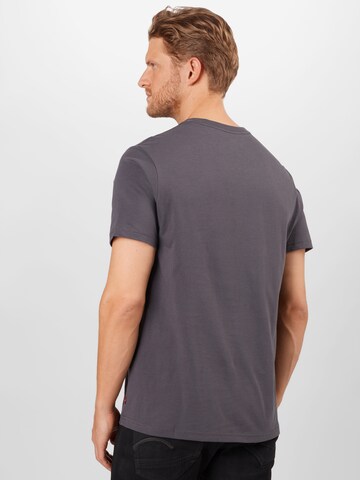 LEVI'S ® Shirt in Black