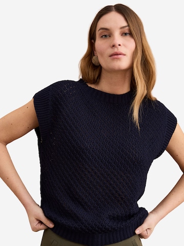 Il Lanificio Sweater in Blue: front