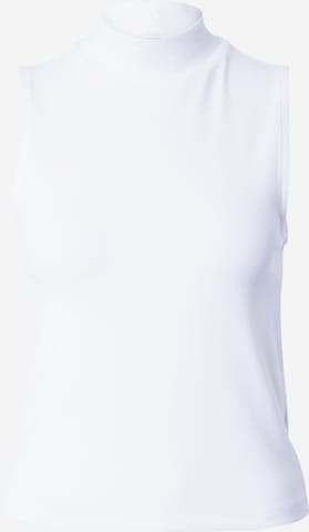 GAP Top in White: front