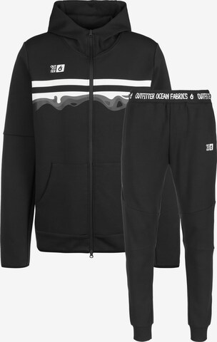 OUTFITTER Tracksuit in Black: front