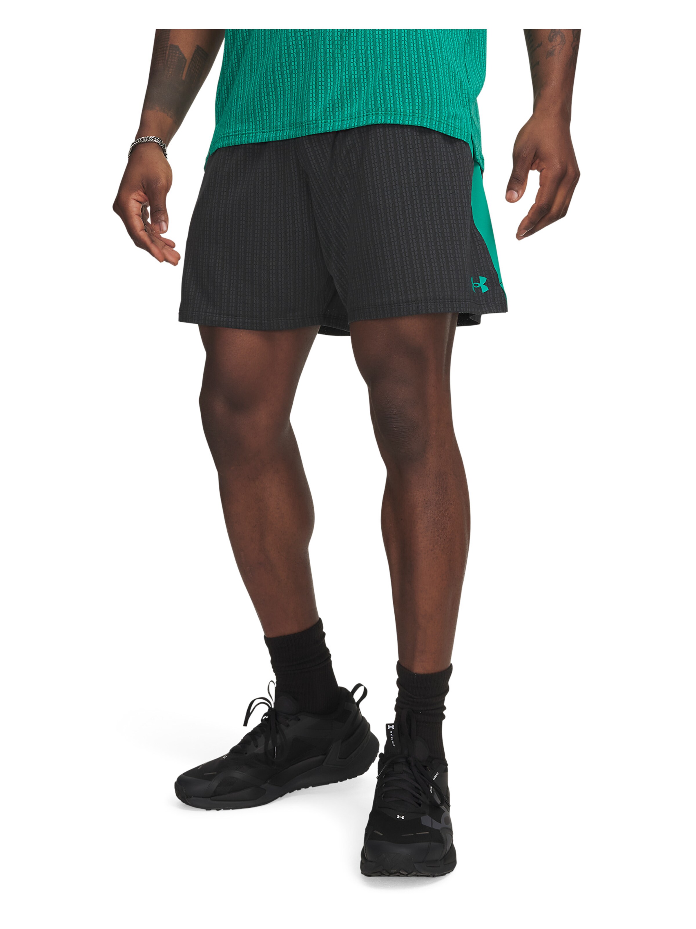 UNDER ARMOUR Regular Sportbroek in Zwart: voorkant