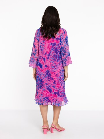 Robe Yoek en rose