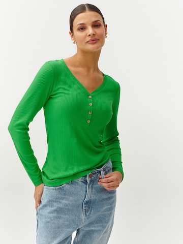 TATUUM Shirt 'Natasza' in Green: front