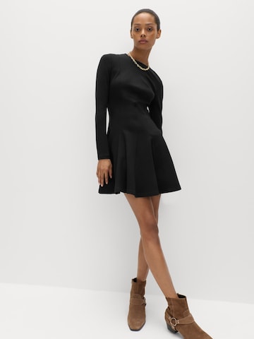 Abito di Marks & Spencer in nero: frontale