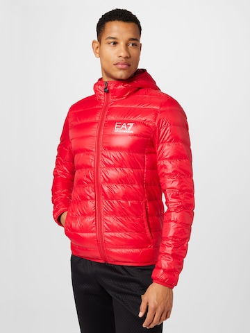 Veste d’hiver EA7 Emporio Armani en rouge : devant